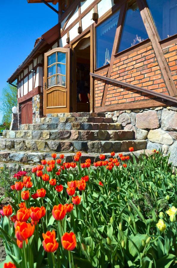 Vila Dom Na Wodzie Mazury Dzwierzuty Exteriér fotografie
